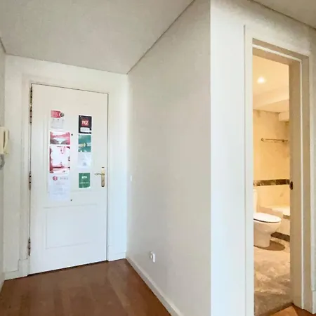 Saldanha - 74307al * ליסבון